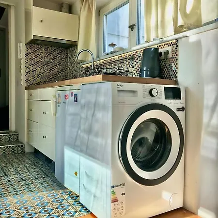 Bezagenta Wilcza8 Minimalist Location * 华沙